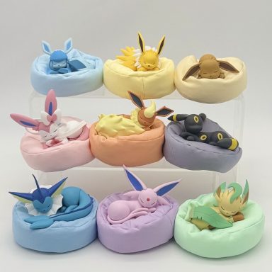 Figuren mit Kissen (Gatcha)